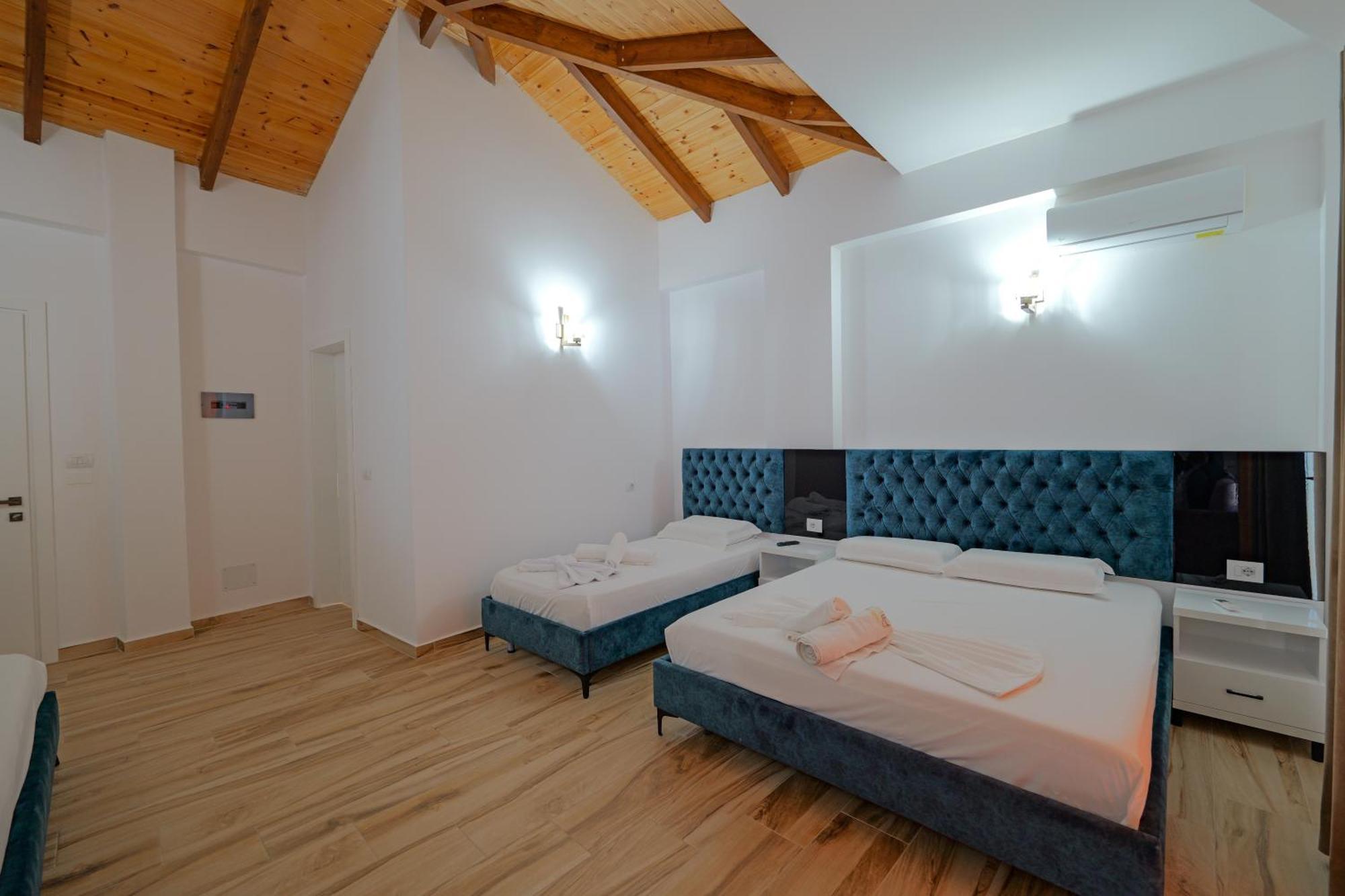 Hotel Take Борш Экстерьер фото