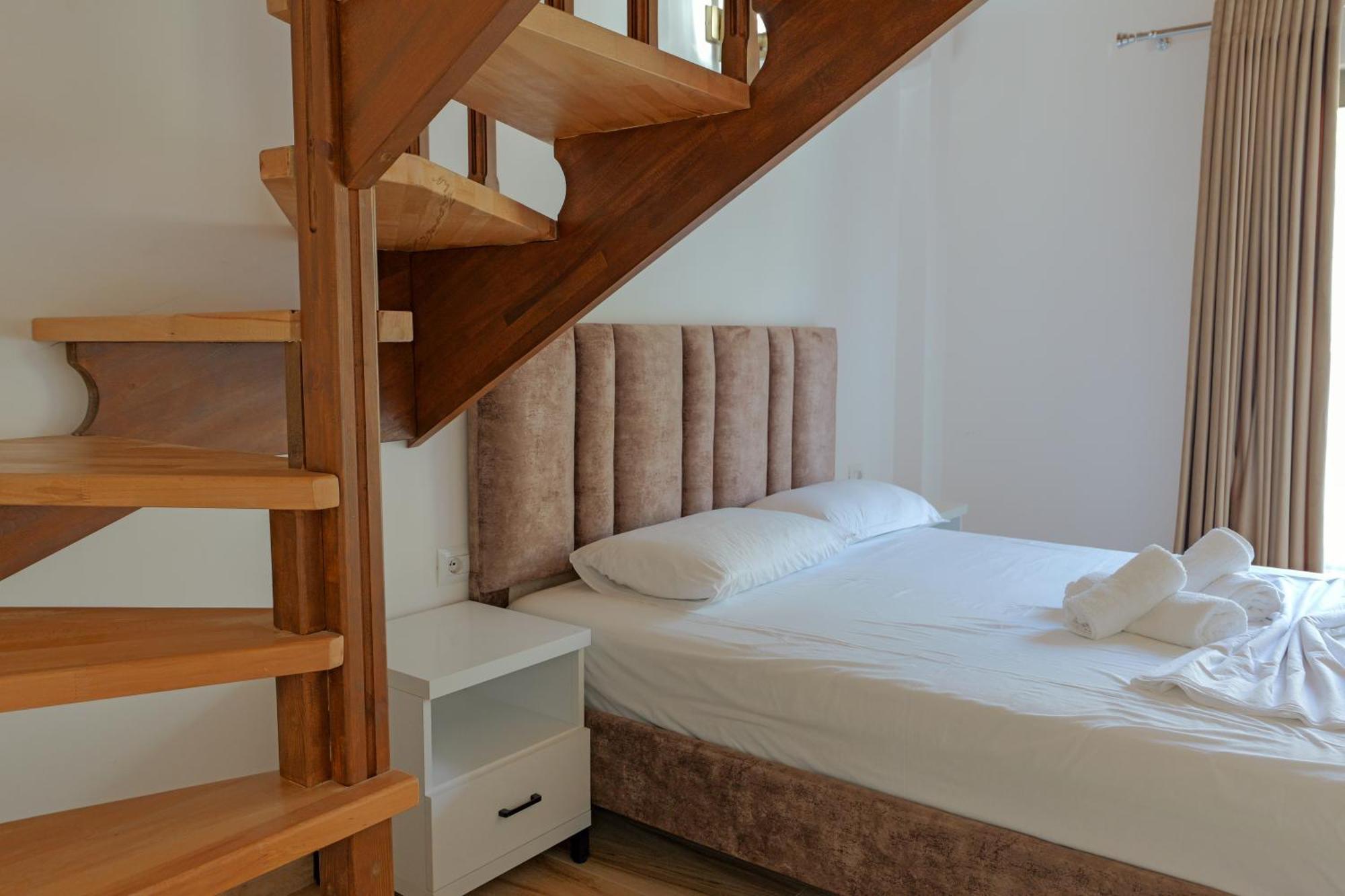 Hotel Take Борш Экстерьер фото