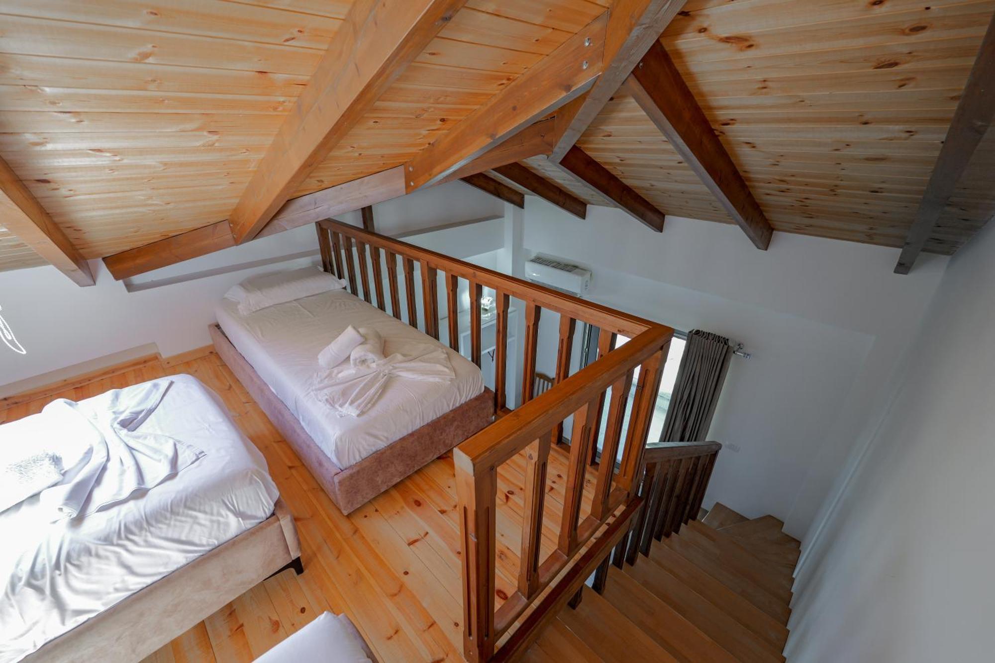 Hotel Take Борш Экстерьер фото